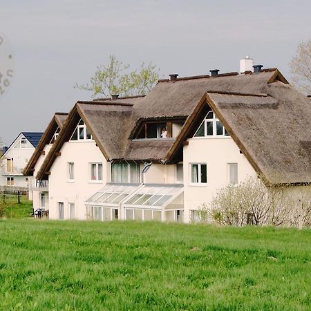 Ferienwohnung 5 Im Strandhaus Lobbe Buitenkant foto